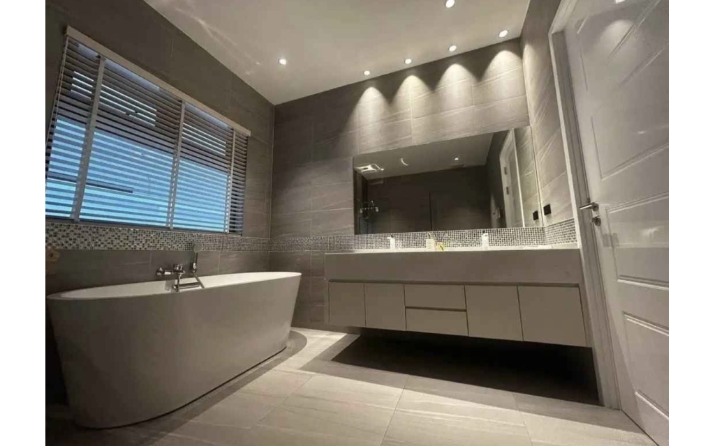 New - House - Beautiful -