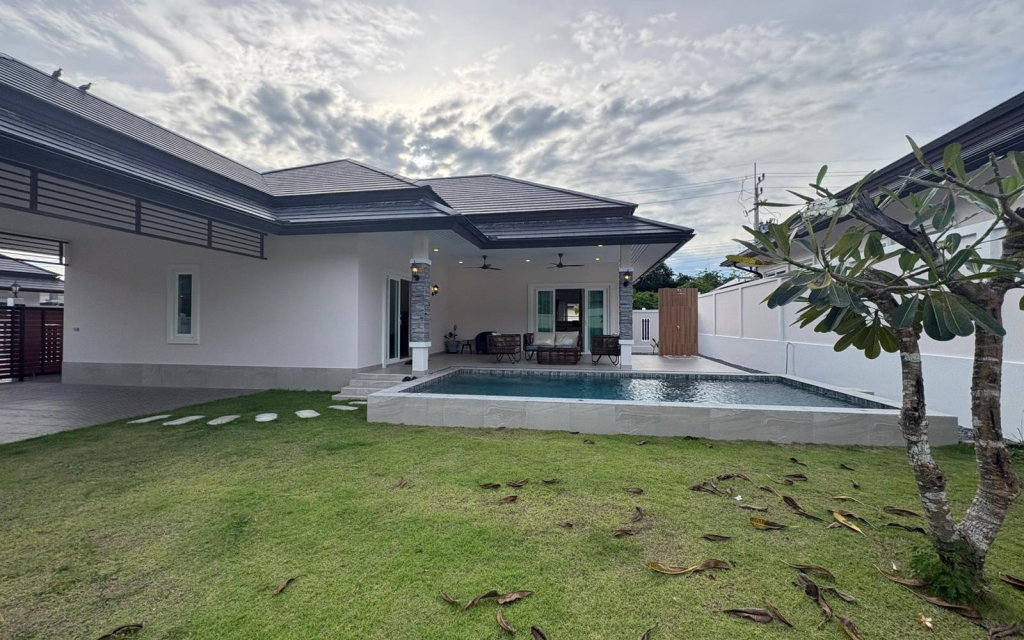 Villa - neuve Hua Hin -