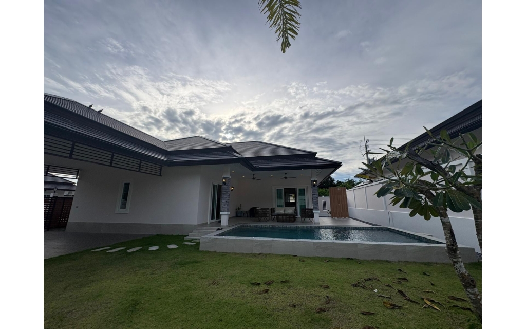 Villa - neuve Hua Hin -