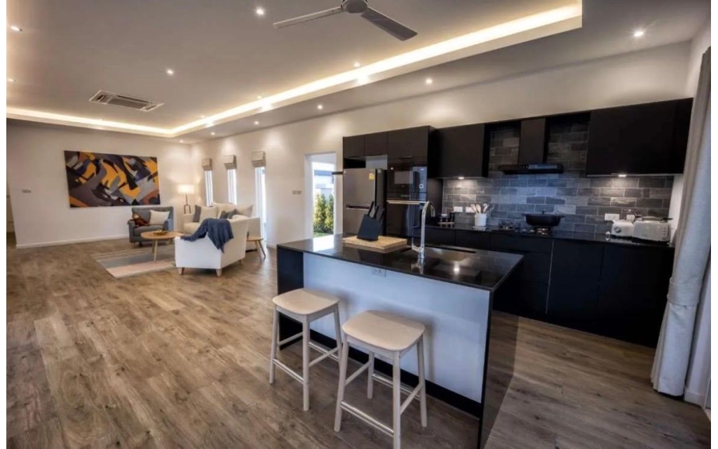 Pool villa with full furnishings
