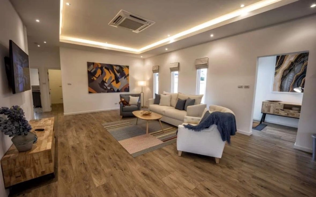Pool villa with full furnishings