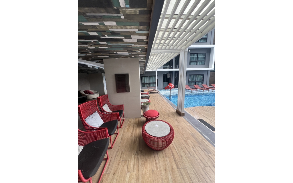 condominium au a cote la plage