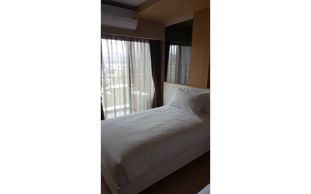 condominium au a cote la plage