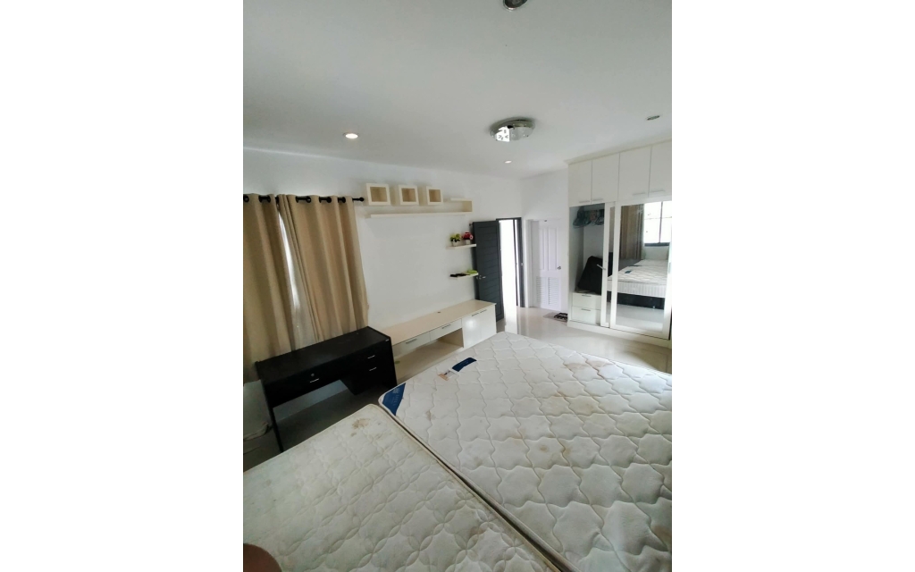 A saisir 2.2 millions de bath - Villa - piscine - 3 chambres- 2