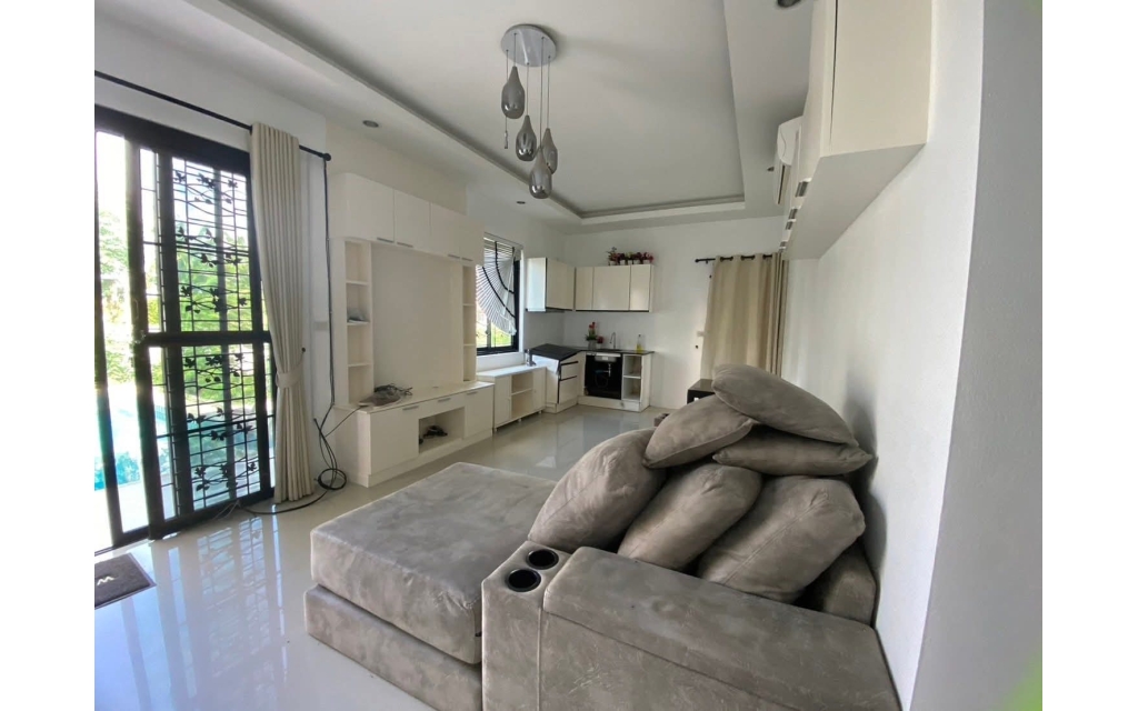 A saisir 2.2 millions de bath - Villa - piscine - 3 chambres- 2