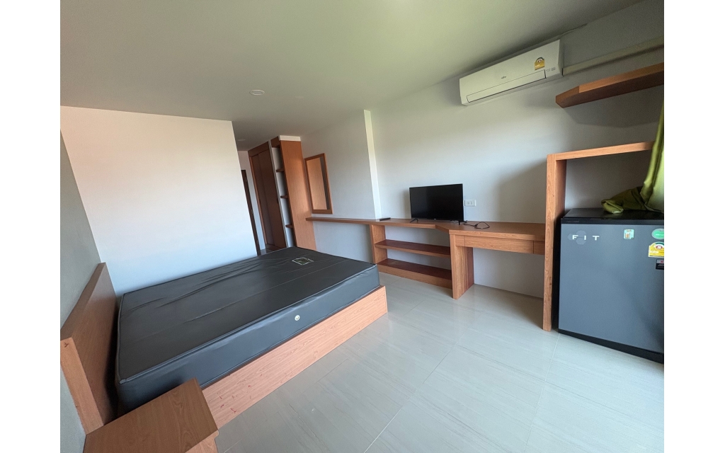 Condominium - Soi 88 -