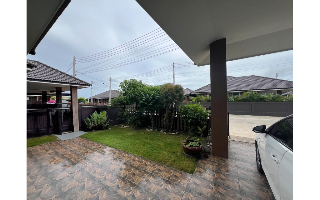 Modern villa for rent