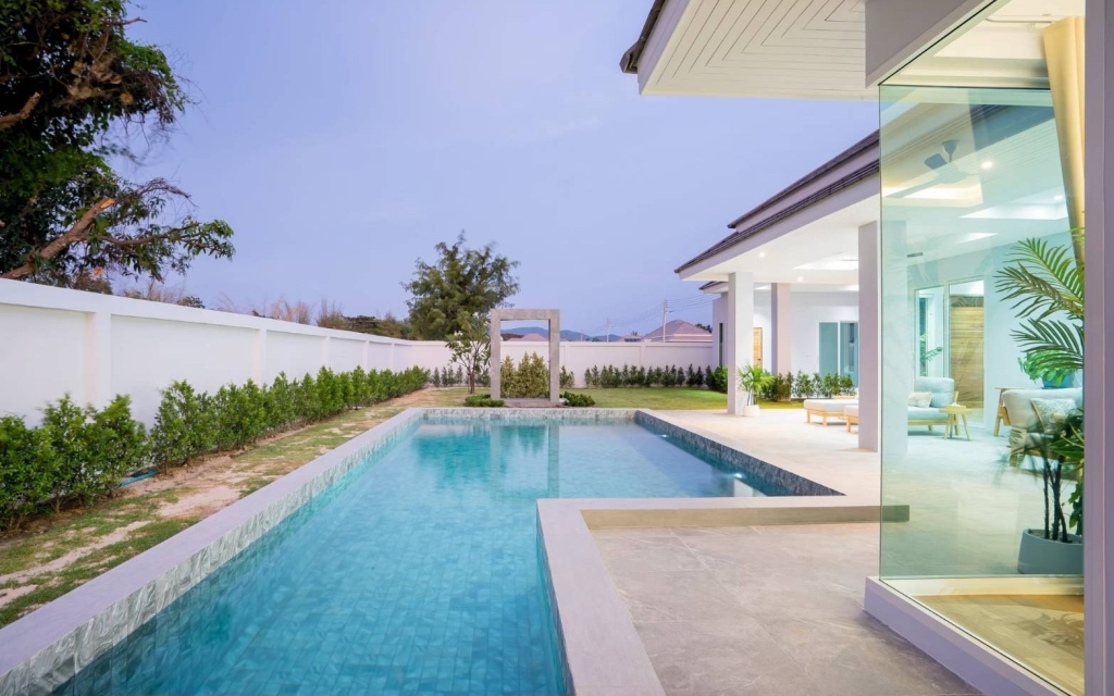 piscine hua hin