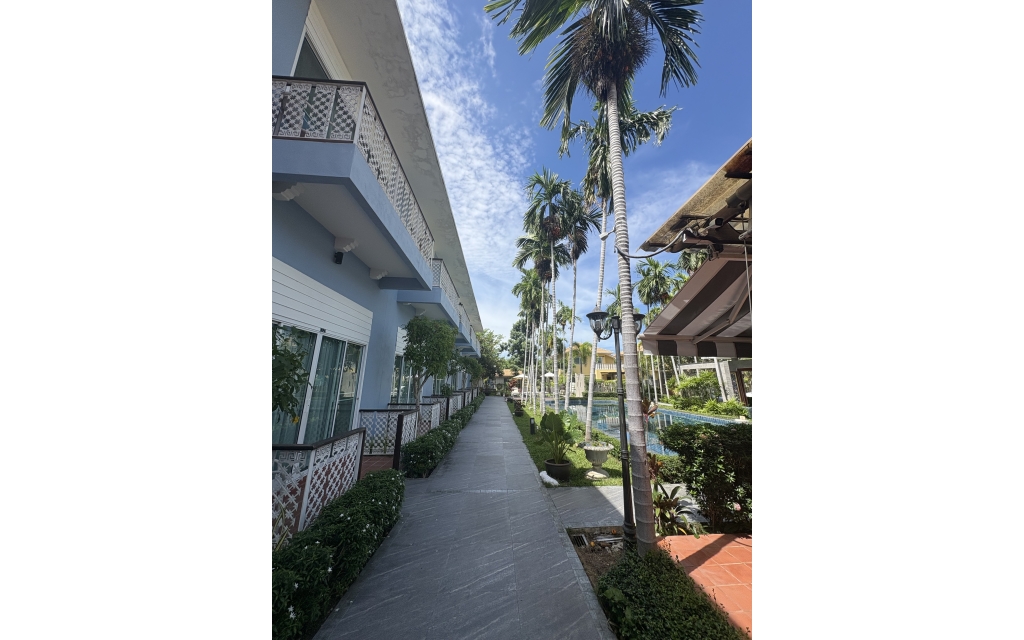 Villa - centre ville - Soi 102 -