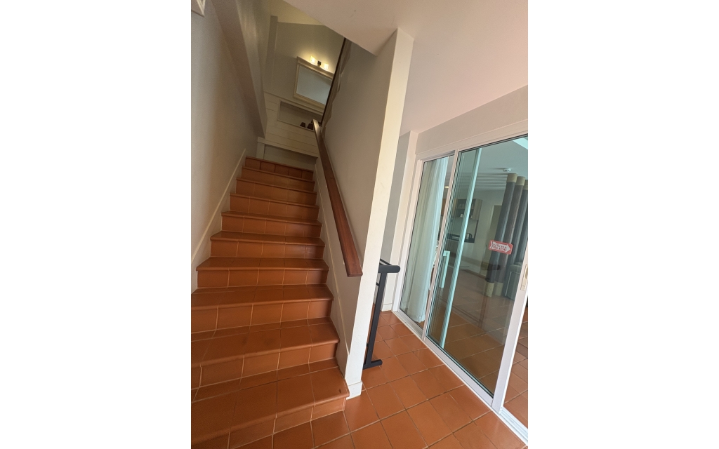 Villa - centre ville - Soi 102 -