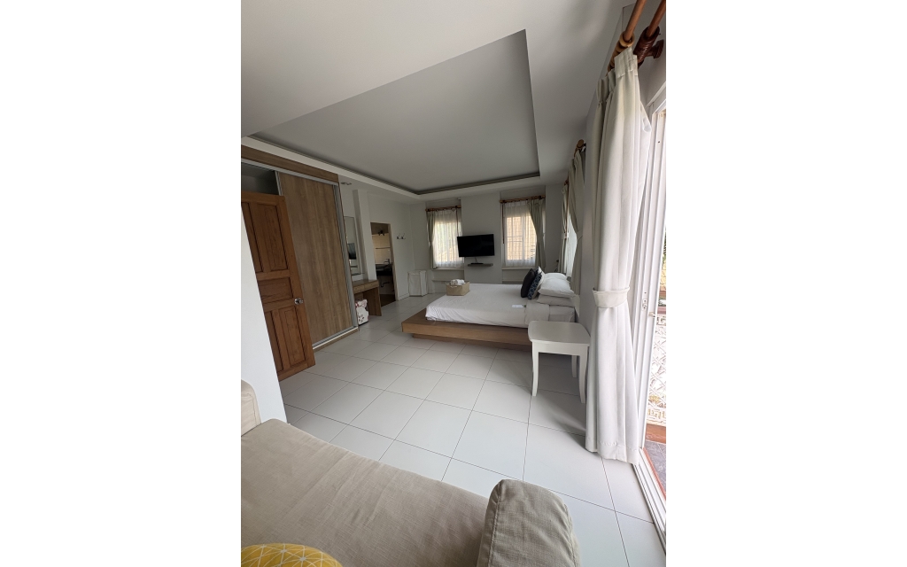 Villa - centre ville - Soi 102 -