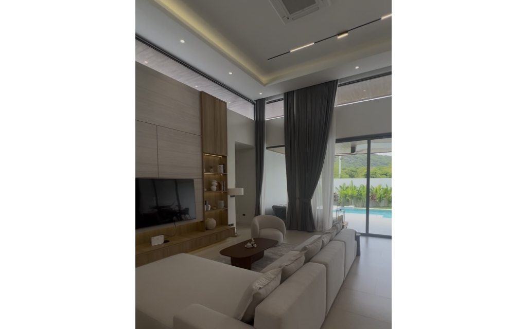 Hua Hin - Pinaepple -Golf Valley -