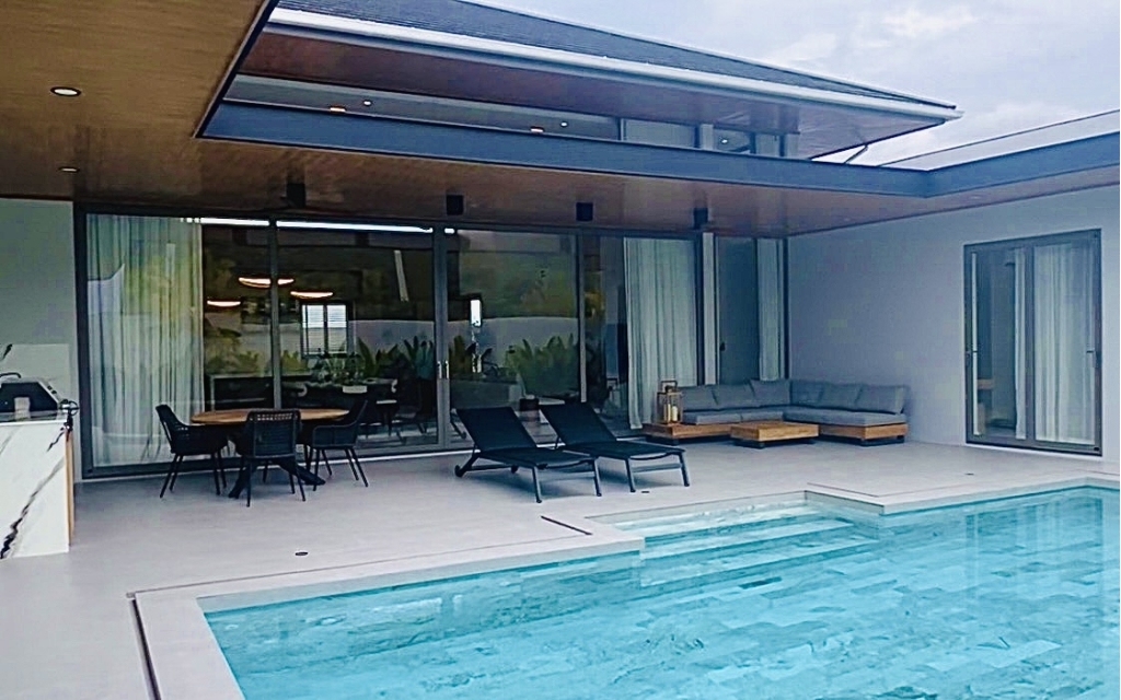 Villa Neuve Hua Hin Pinaepple Golf Valley