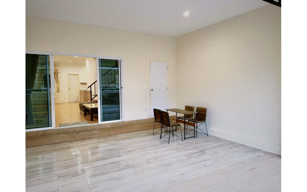 Town House - City Center -