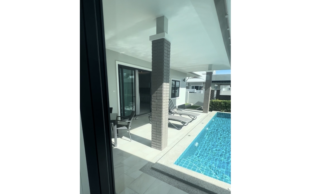 Villa Neuve - Hua Hin -
