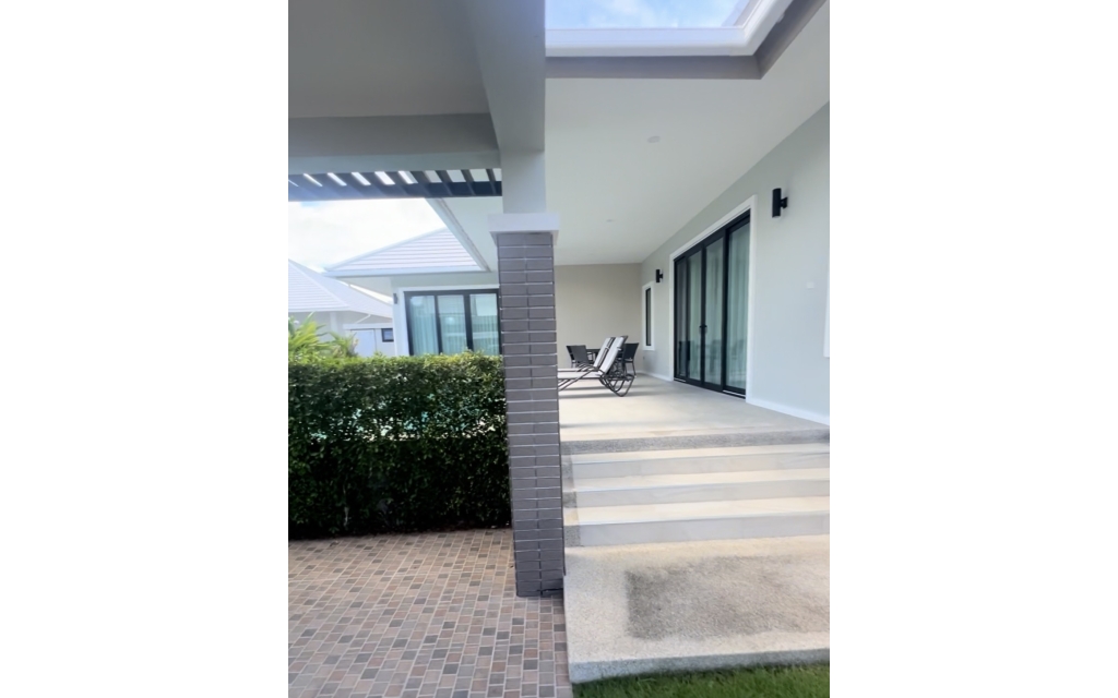 Villa Neuve - Hua Hin -