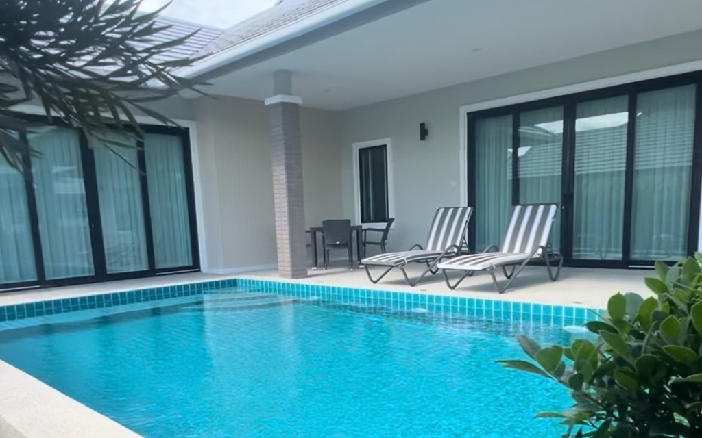 villa piscine a vendre Hua Hin
