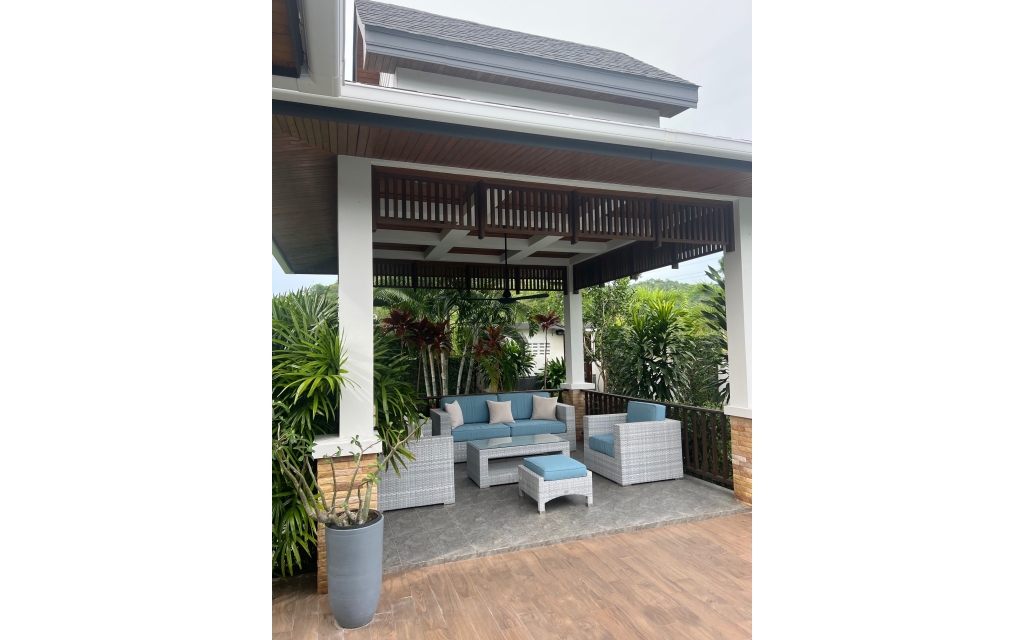 espace lounge +piscine +Thailande